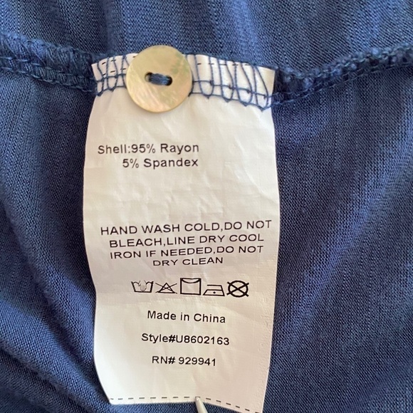 WEEKEND by Suzanne Betro size L blue long sleeve top gathered front - Picture 9 of 9